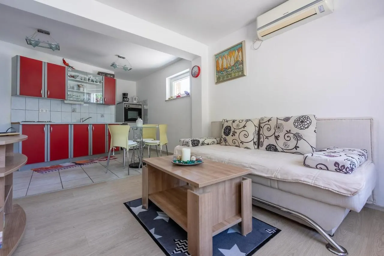 Apartment Jurja Ledenice
